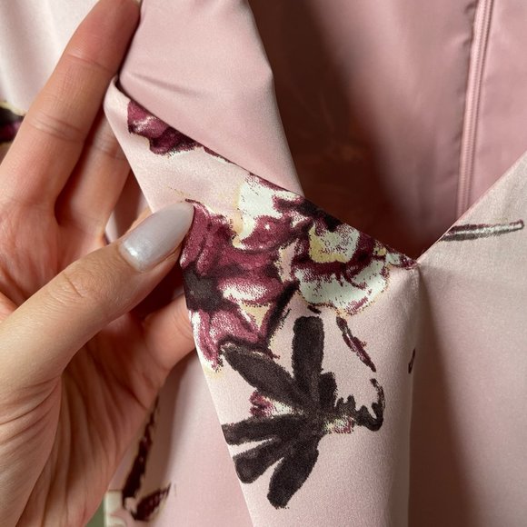 V-Neck Floral Satin Romper | Tailored with invisible zipper | Satin lining - Picture 2 of 5